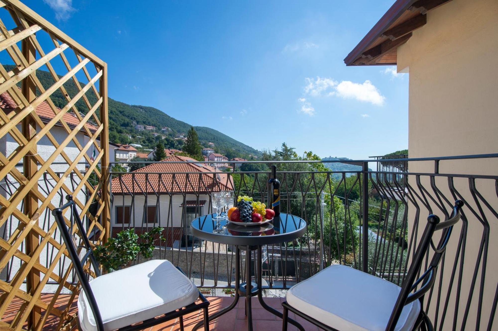 Bed and Breakfast Raggio Di Sole Agerola Exterior foto